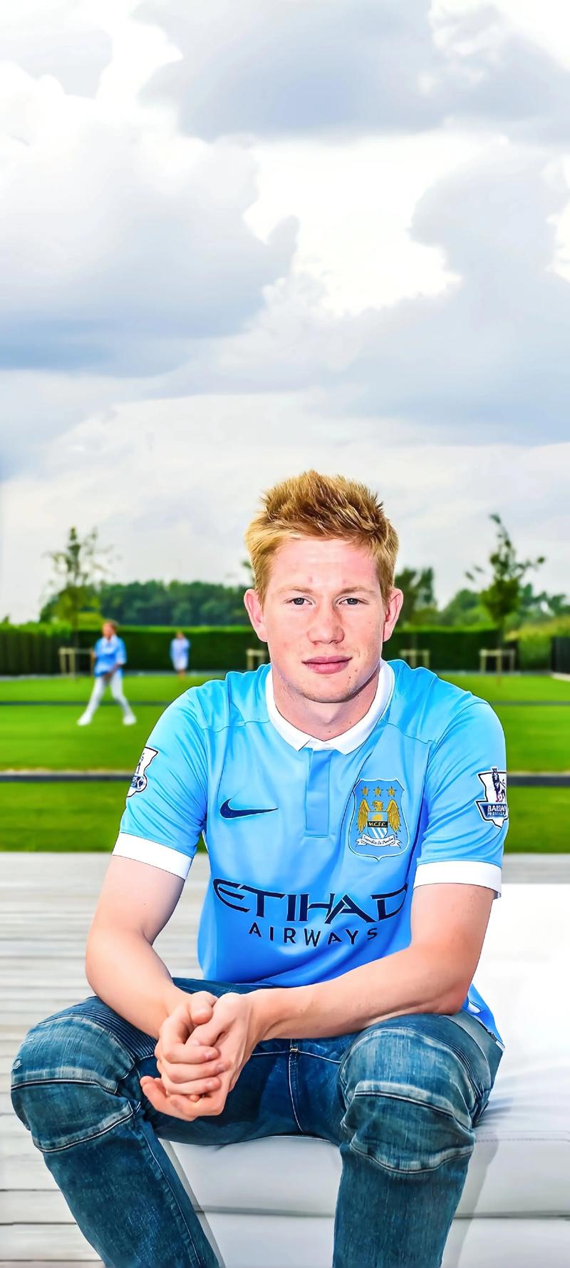 弗兰克：哈维·西蒙斯已处于最佳状态，热刺正逐渐步入正轨