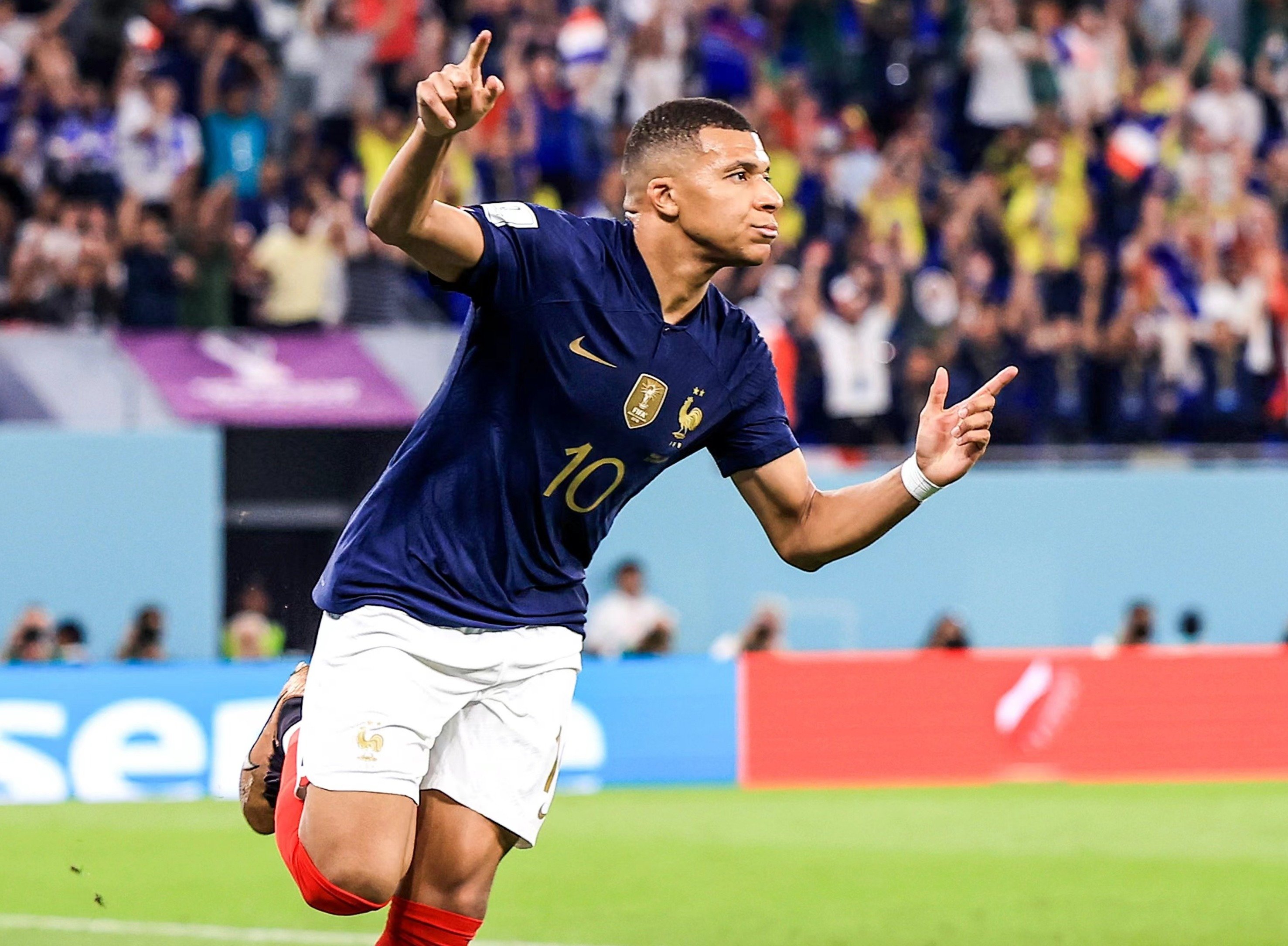 NBA每日最佳：东契奇战旧主轰35+11，布伦森37+5率队晋级