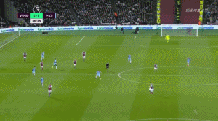 逆袭称王，苏超泰州队获2025微博竞燃之夜年度全民闪耀运动队