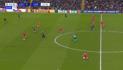 媒体人：阿奇姆彭很职业、不惹事，配得上在中超挣得每一分钱