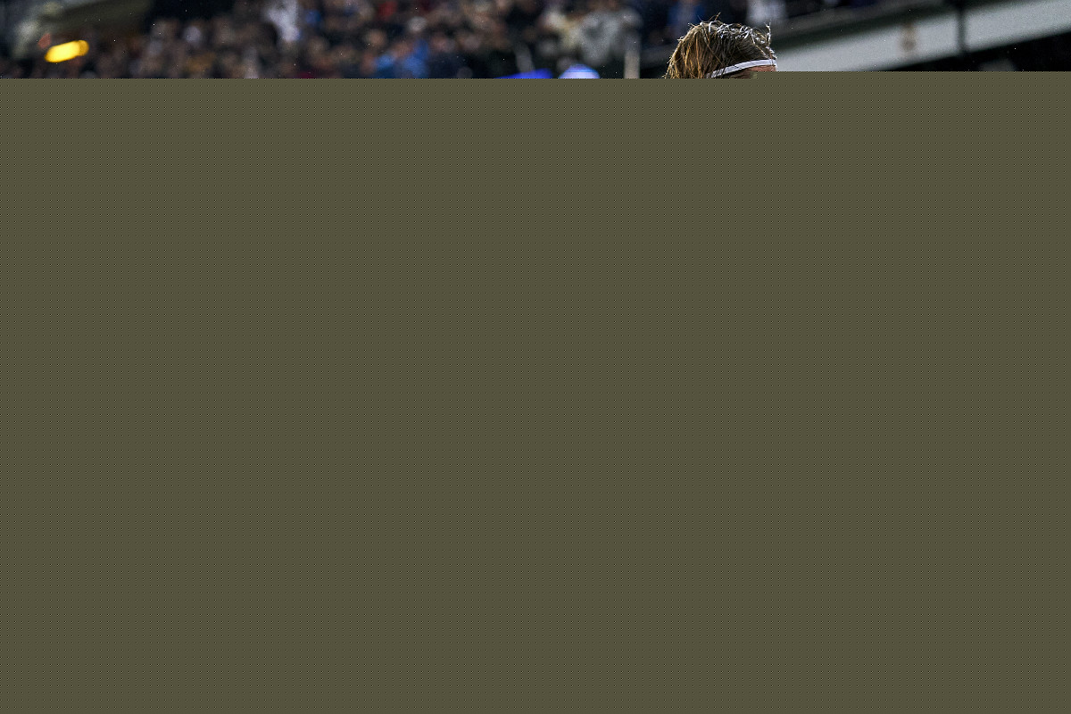 弗里克解释亚马尔被换下原因，称其欧冠停赛需轮换